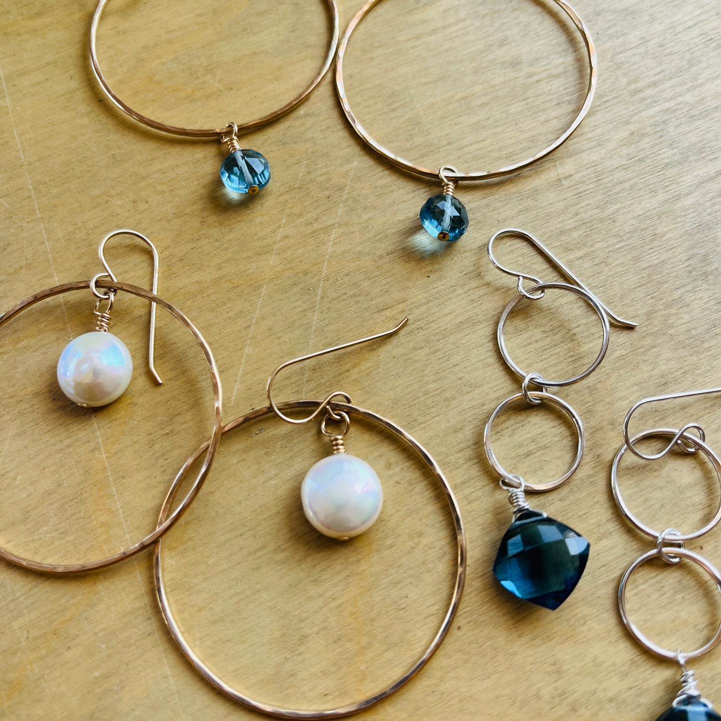 COIN PEARL HOOP EARRINGS