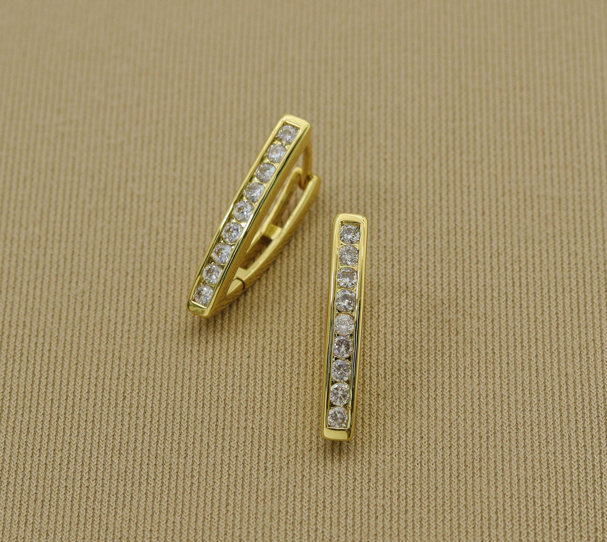 CZ Micro Pave Thin Triangle Shape Earring, Sku#Y624