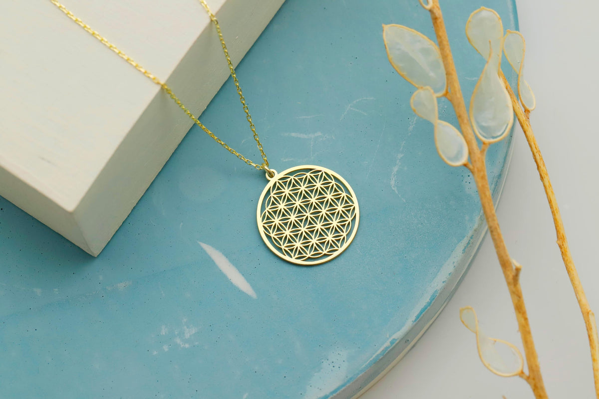 Life Harmony Flower of Life Pendant Necklace - Radiate Positive Energy and Connection
