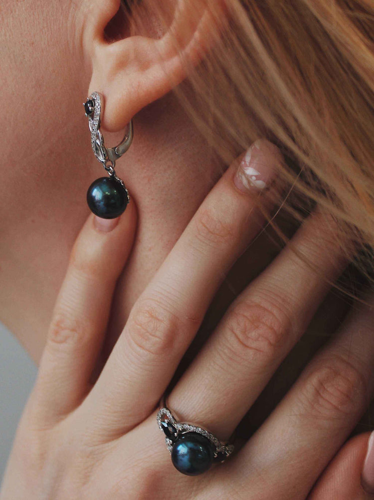 Elegant handcrafted earrings