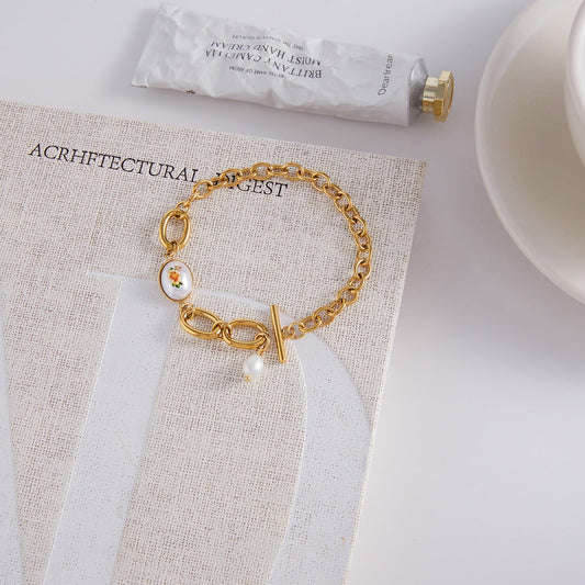 18K Gold-plated, Lightweight, And Luxurious Titanium Steel Bracelet With Freshwater Pearls