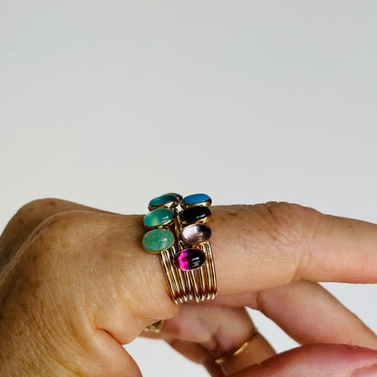 OVAL GEMSTONE RING
