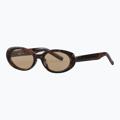 Scarlet Jaxy Eyewear