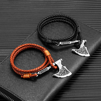 Fashionable And Versatile Leather Rope Bracelet With A Genuine Leather And Stainless Steel Axe Pendant