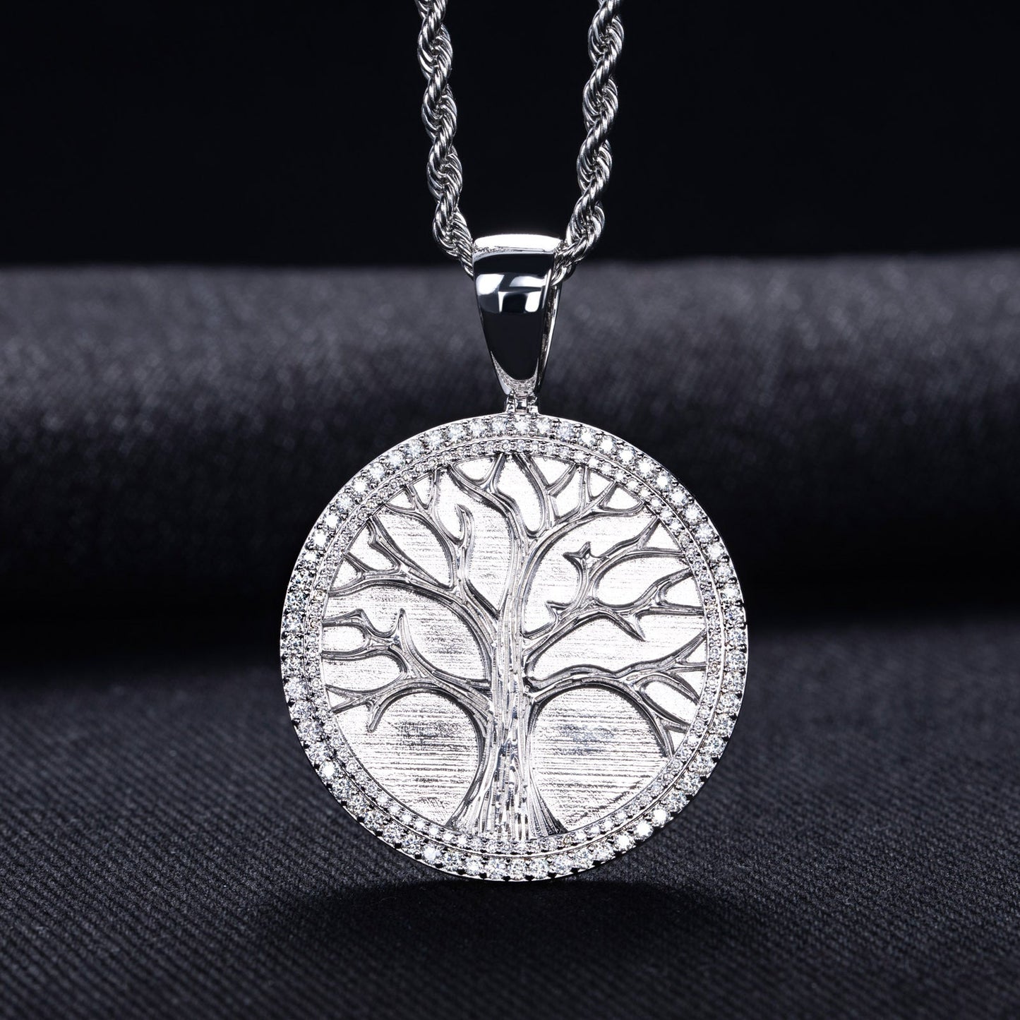 Minimalist Light-Luxury Copper Pendant With Diamonds Christmas Tree Design