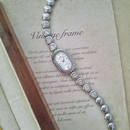 Womens Mid-century Light-luxury Jewelry Oval-arch Fashion Petite Watch
