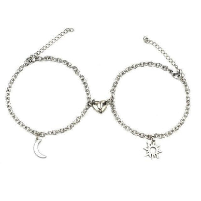 2pcs/set Stainless Steel Sun Moon Couple Bracelets Magnet Attraction Love Heart Shaped Charms Couples Bracelet Stainless Steel Chain Bracelets Charm Jewelry Matching Couple Bracelets