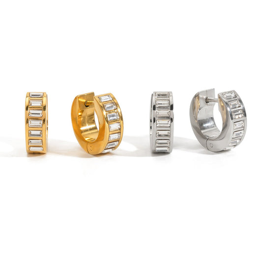 Luxurious And Sophisticated 18K Gold Earrings Inlaid With Rhinestones
