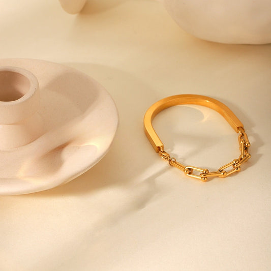 18K Gold Horseshoe Buckle Chain Link U-shaped Clasp Bracelet