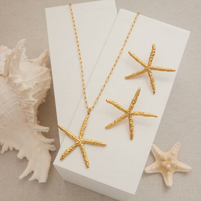 18K Gold Starfish with Textured Design Classic Fashion Necklace and Earrings Set