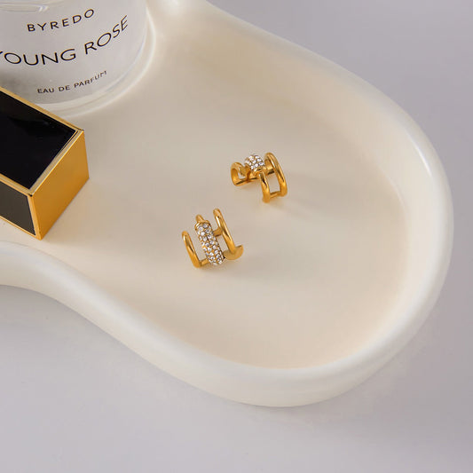 18K Gold Earrings Inlaid With Cubic Zirconia, In A Nail Design