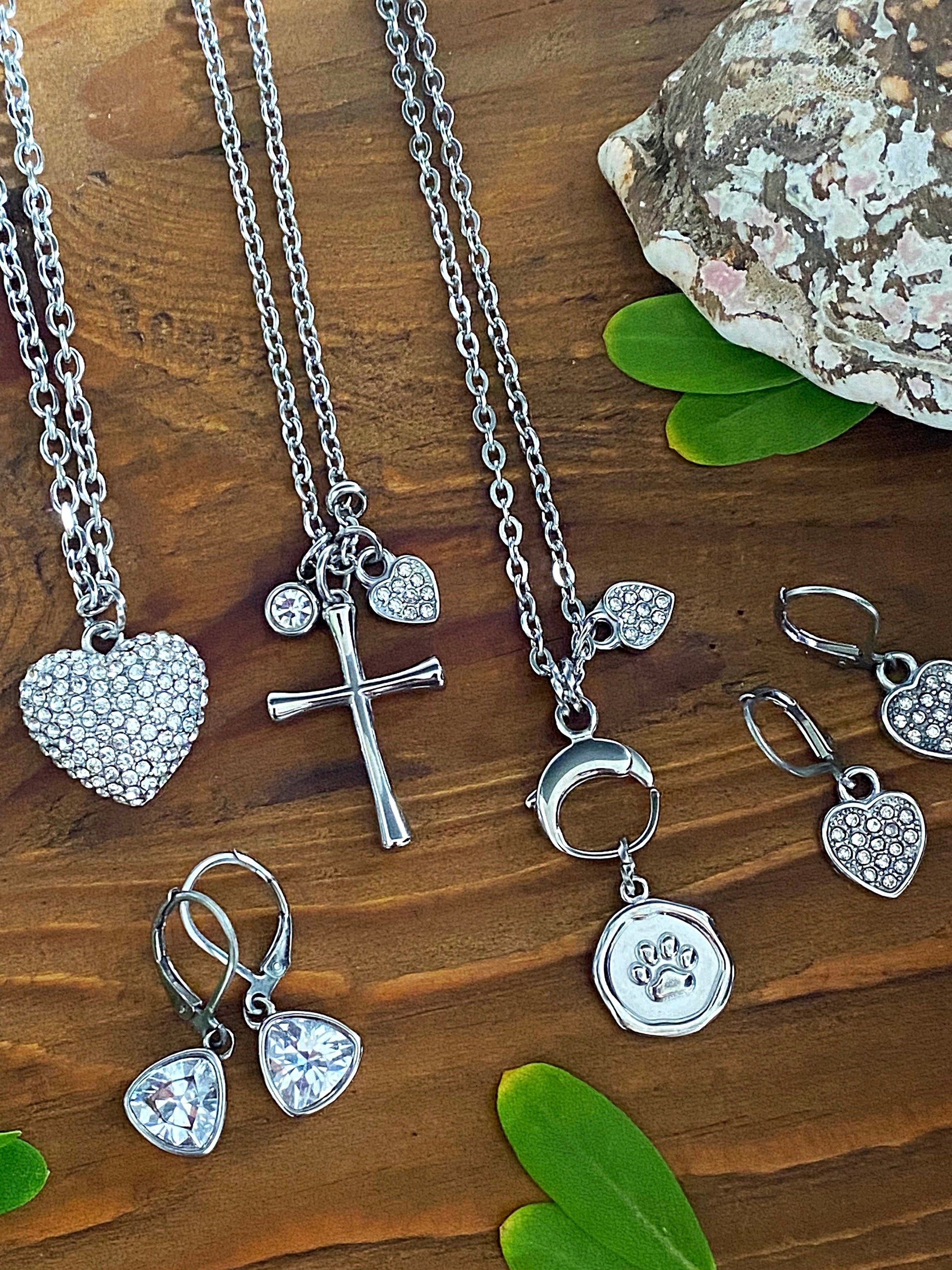 DAINTY CROSS NECKLACE Bellaforma Jewelry