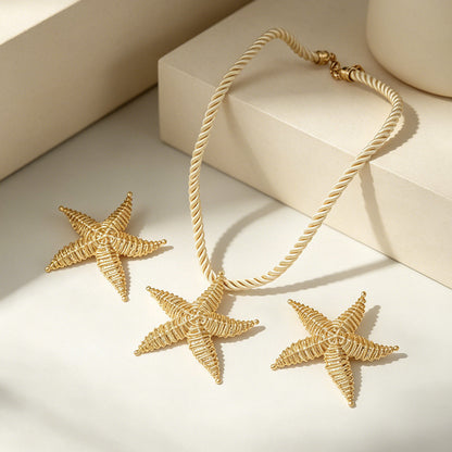 Cross-border European American Unique Starfish Jewelry Set For Women, Light Luxury Vacation Style Premium Texture Matching Clavicle Necklace & Earrings
