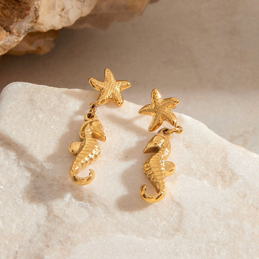 18K Gold Seahorse-shaped Earrings With A Trendy Marine Style