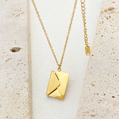 European And American 18k Gold plated Stainless Steel Openable Book Pendant Necklace