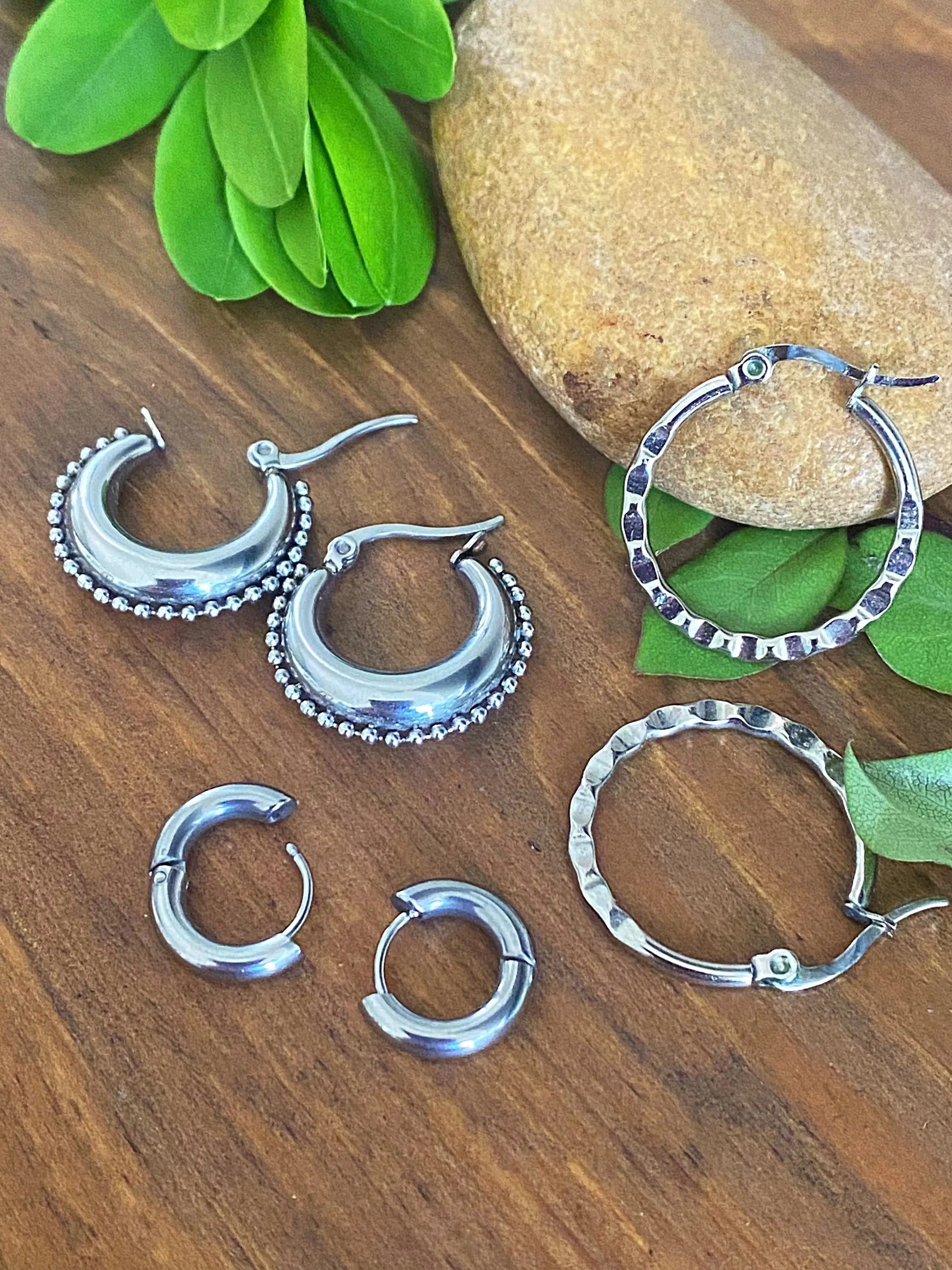 HAMMERED HOOPS Bellaforma Jewelry