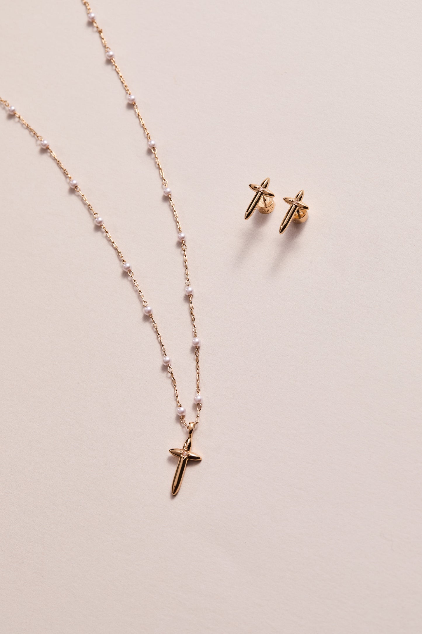 Cross 4:13 Pearl Rosary Chain Pendant Necklace ALEX AND ANI