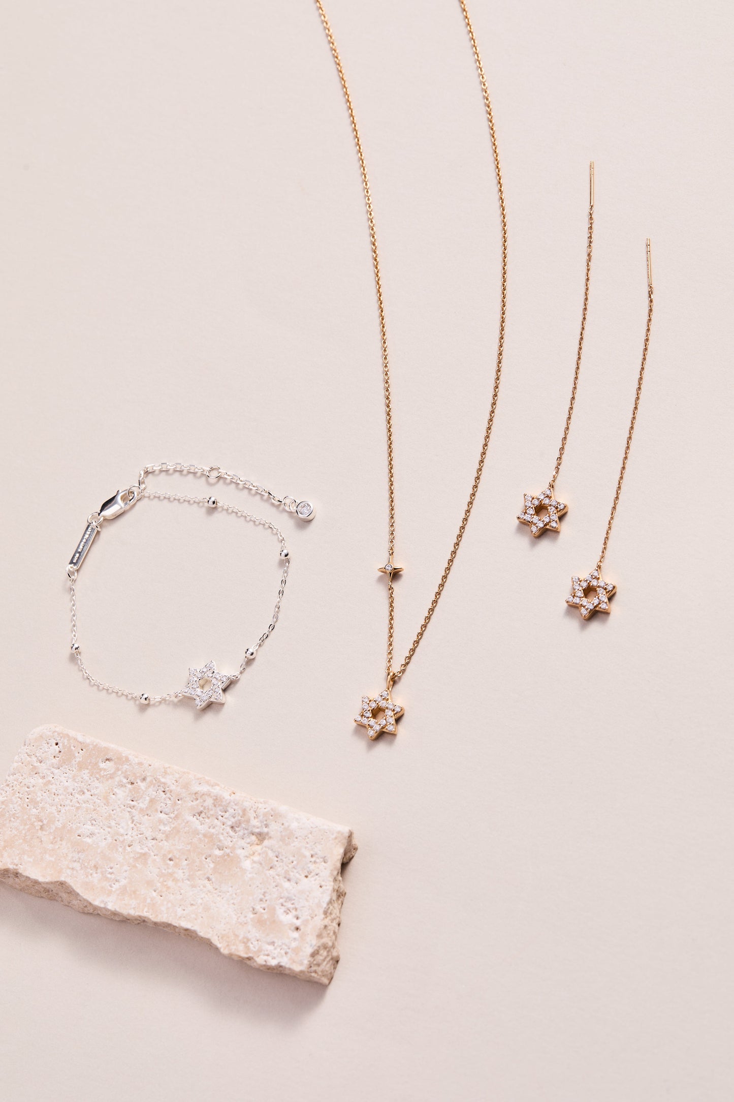 Star of David Delicate Pave Beaded Chain Bracelet ALEX AND ANI