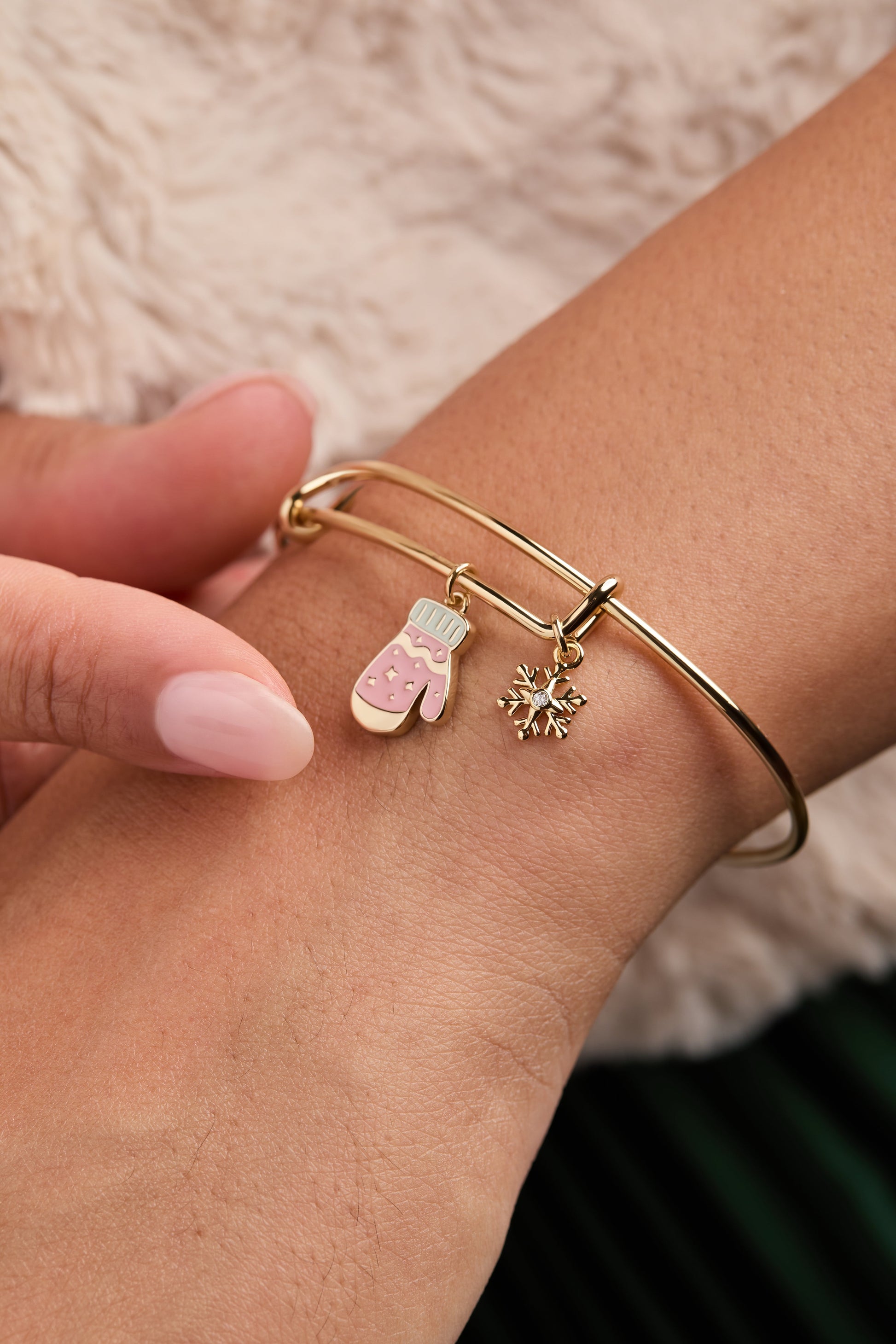 Winter Wonderland Mitten and Snowflake Charm Bangle ALEX AND ANI
