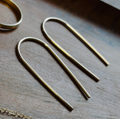 U EARRINGS