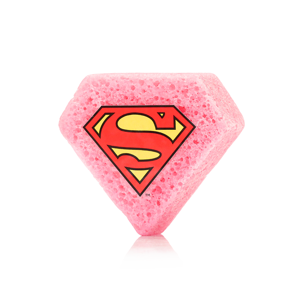 Supergirl™ Berry Body Buffer | DC Superhero Spongellé