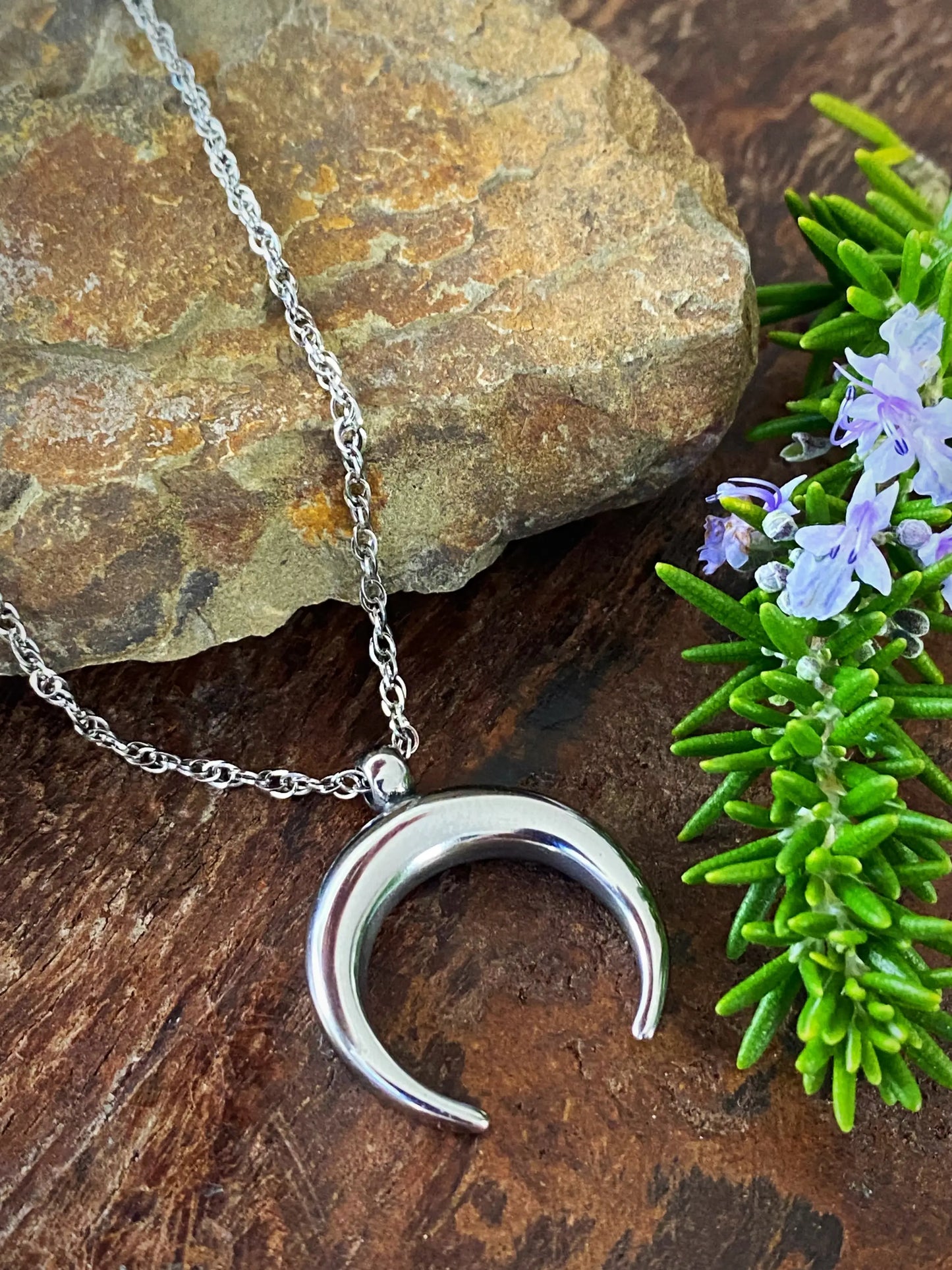 CRESCENT MOON NECKLACE Bellaforma Jewelry