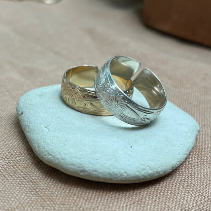 HIBISCUS BAND RING