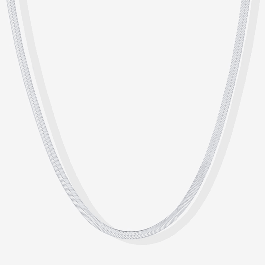 Emra Snake Chain Necklace – Sleek Sophistication & Versatility