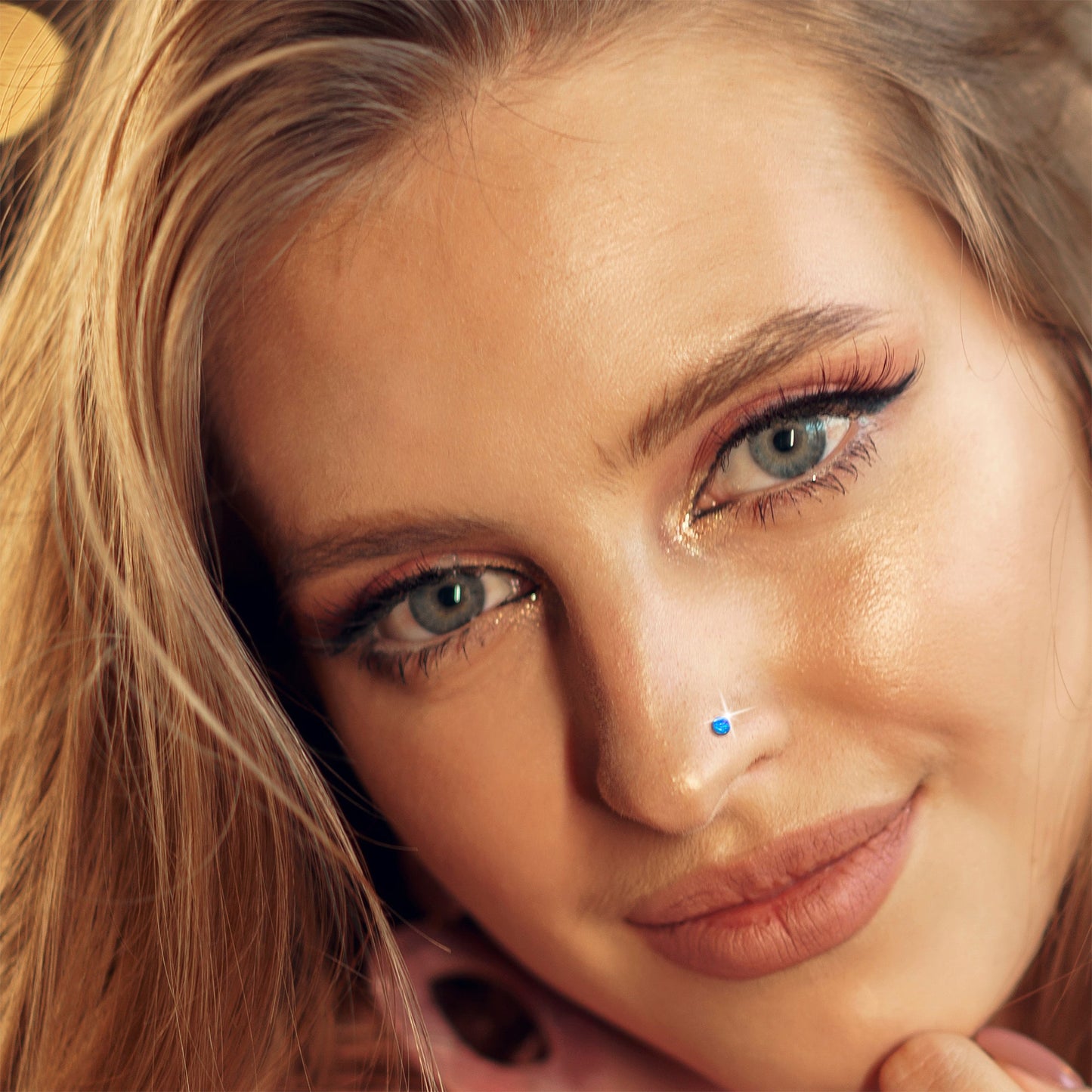 14k White Gold 2.5mm Blue Synthetic Opal Ball Nose Ring BodyCandy