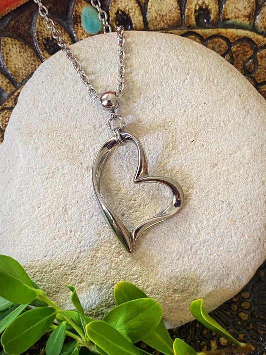 WHIMSICAL HEART NECKLACE Bellaforma Jewelry