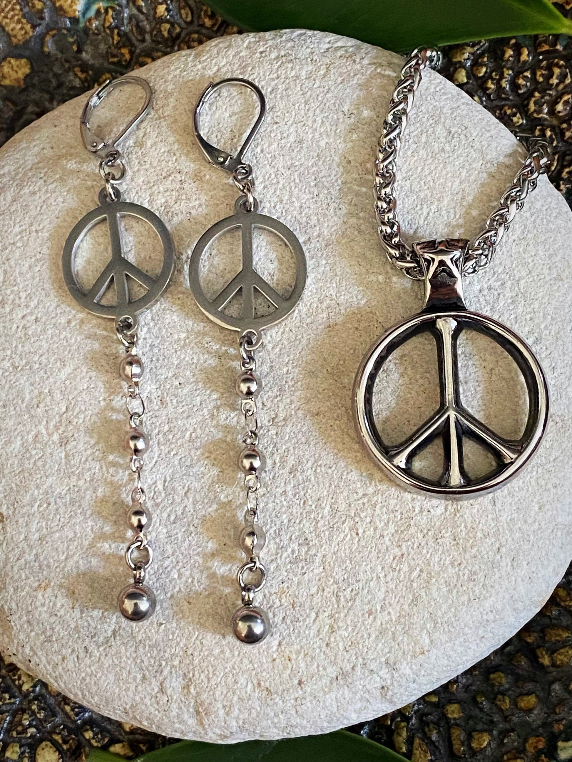 PEACE CHAIN EARRINGS Bellaforma Jewelry