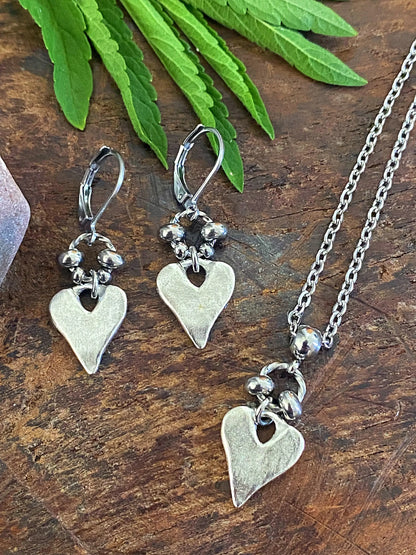 RUSTIC HEART NECKLACE Bellaforma Jewelry