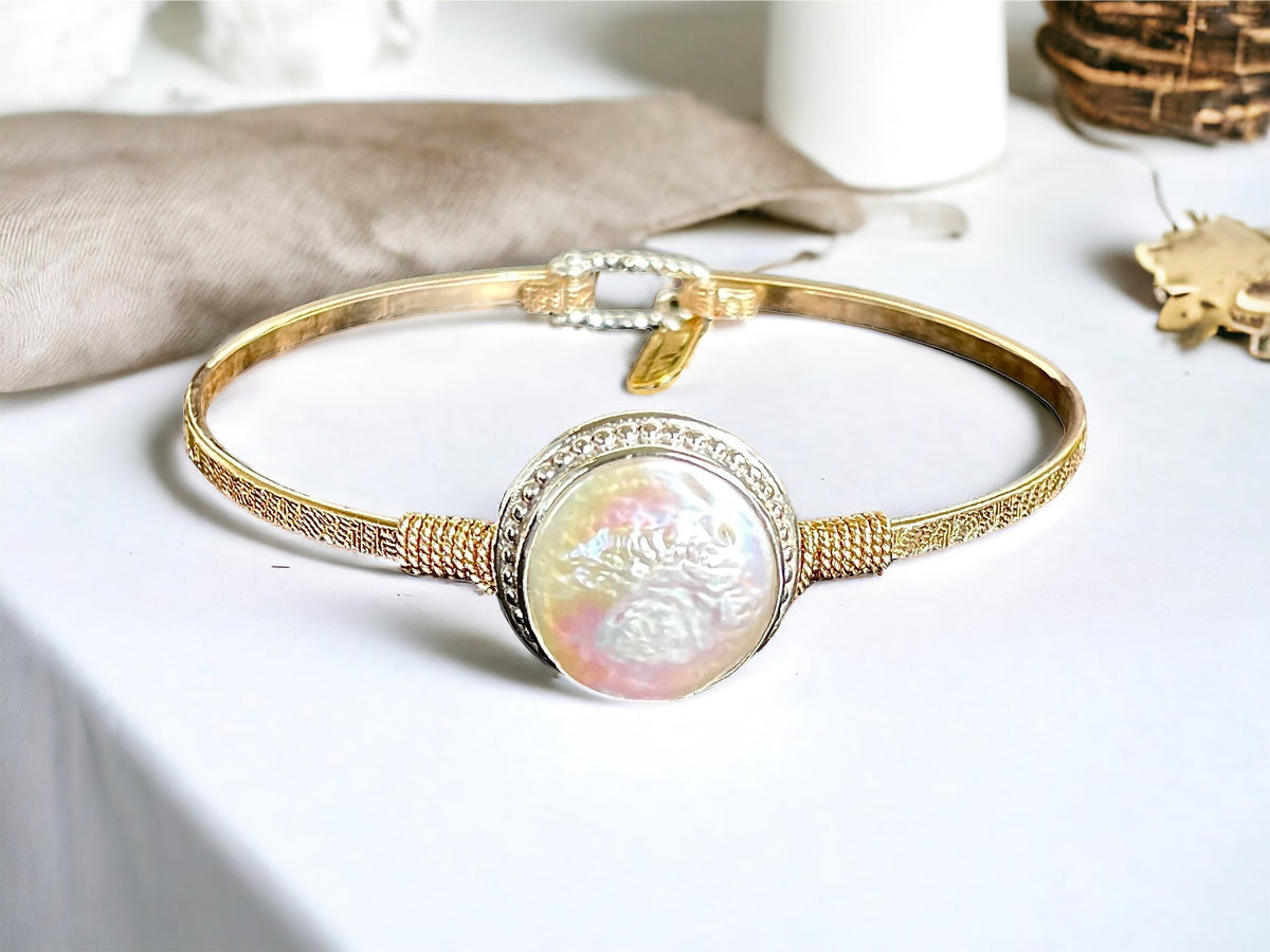 Luna Pearl Bracelet