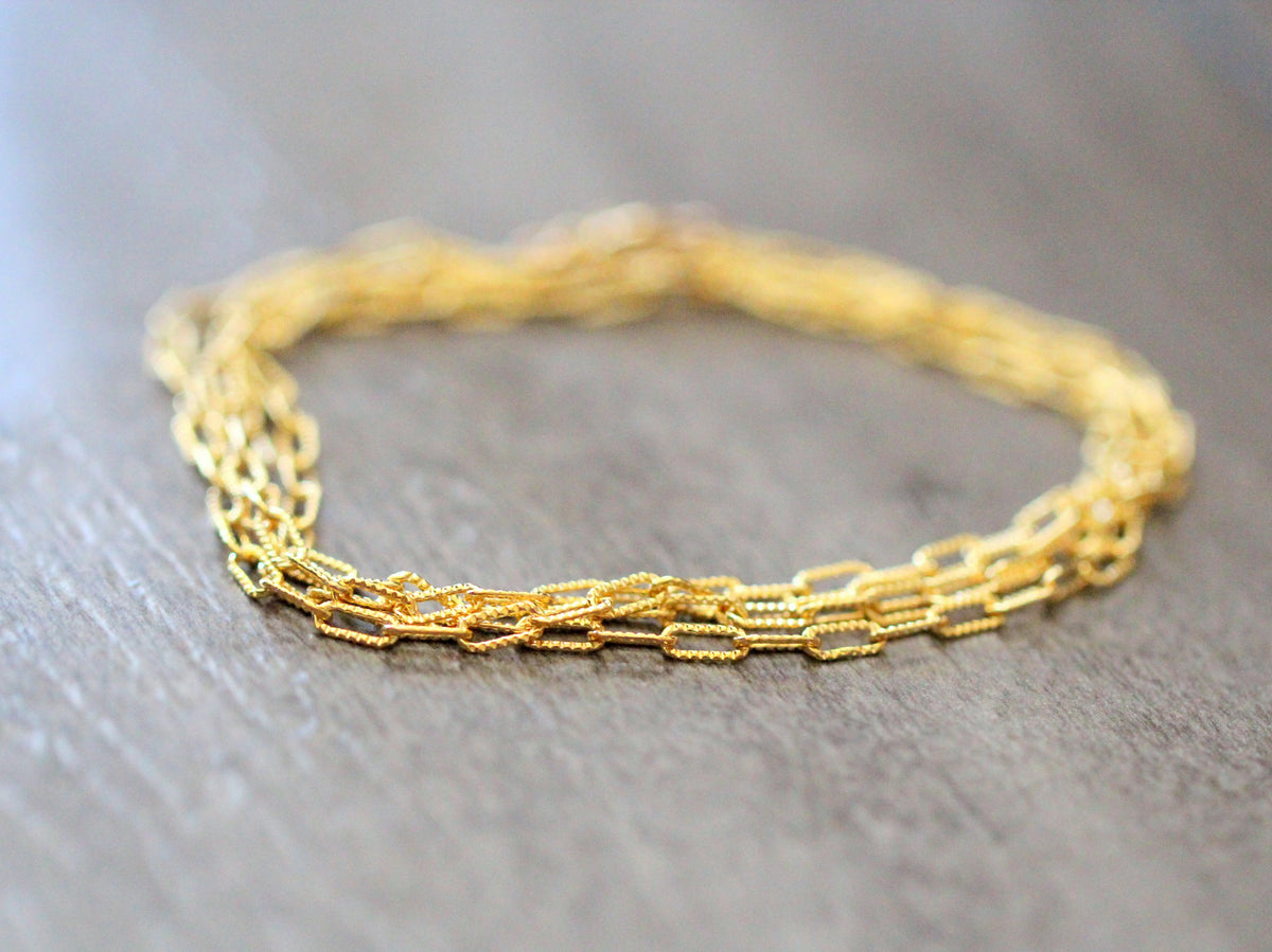 Textured Paperclip Necklace