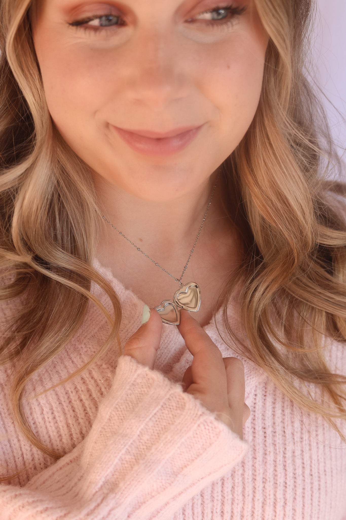 Mia Locket