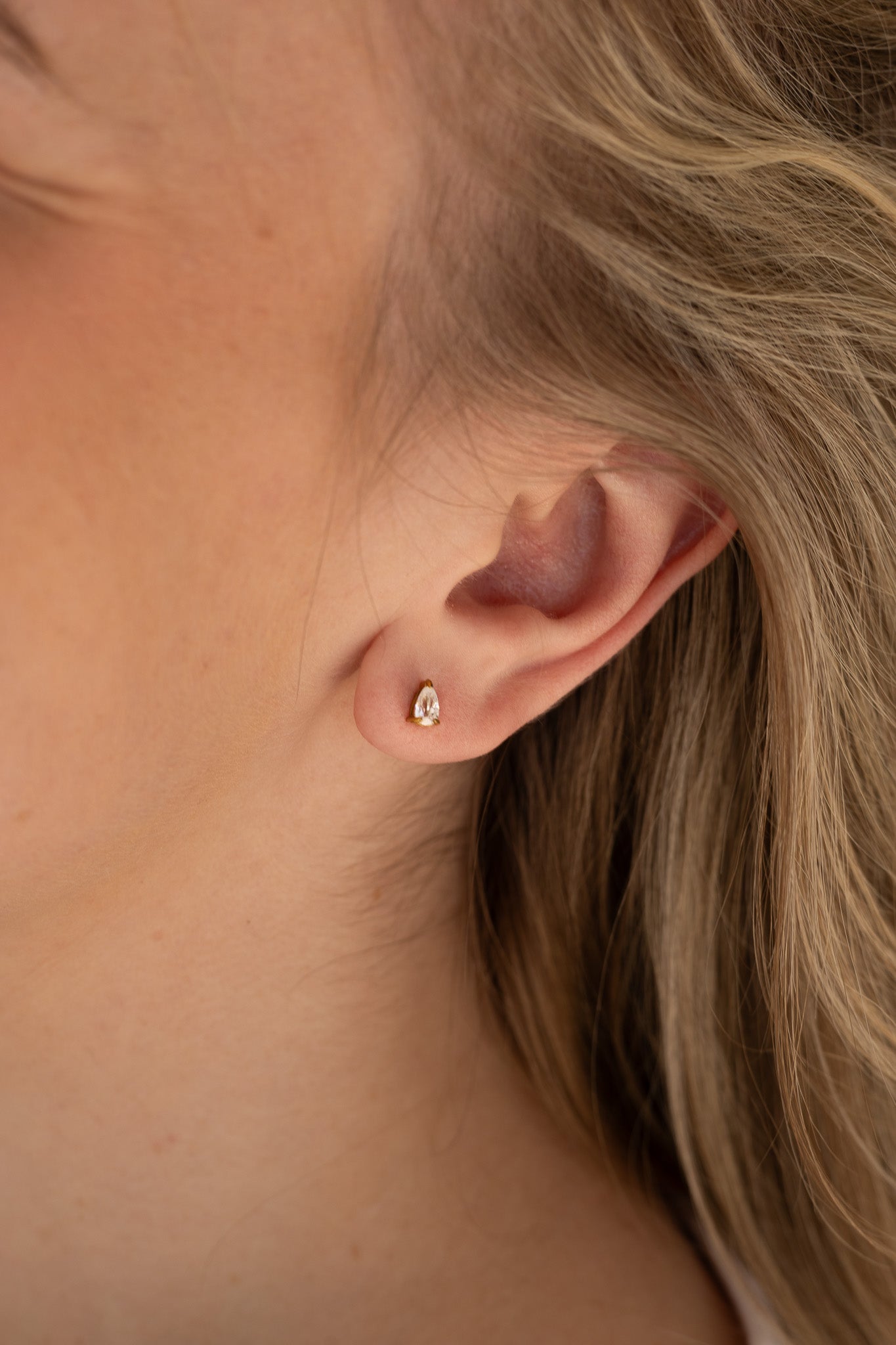 Raindrop Stud