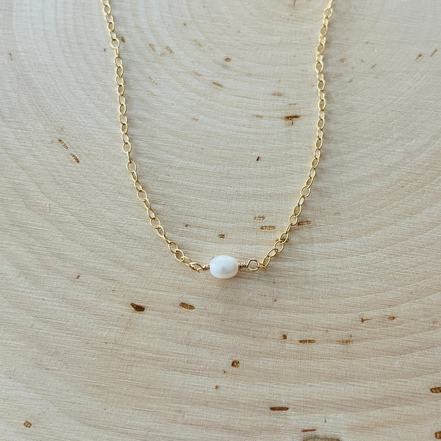 KOKO PEARL NECKLACE