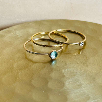 SMALL GEMSTONE RING