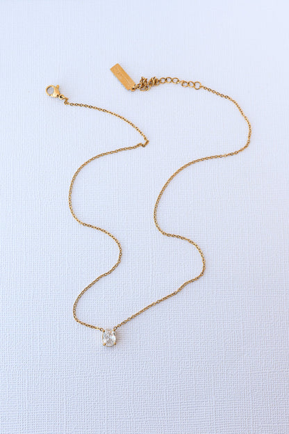 Mary Necklace