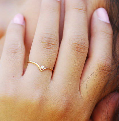 14k gold filled V CUBIC ZIRCONIA DIAMOND RING