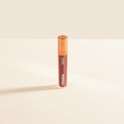 Luxe Lip Nourishing Oil With Hyaluronic And Vitamin E For Glossy Hydration YENSA