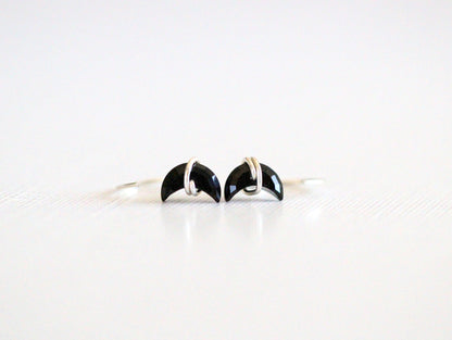 Moonbeam Hug Hoops - Black Agate