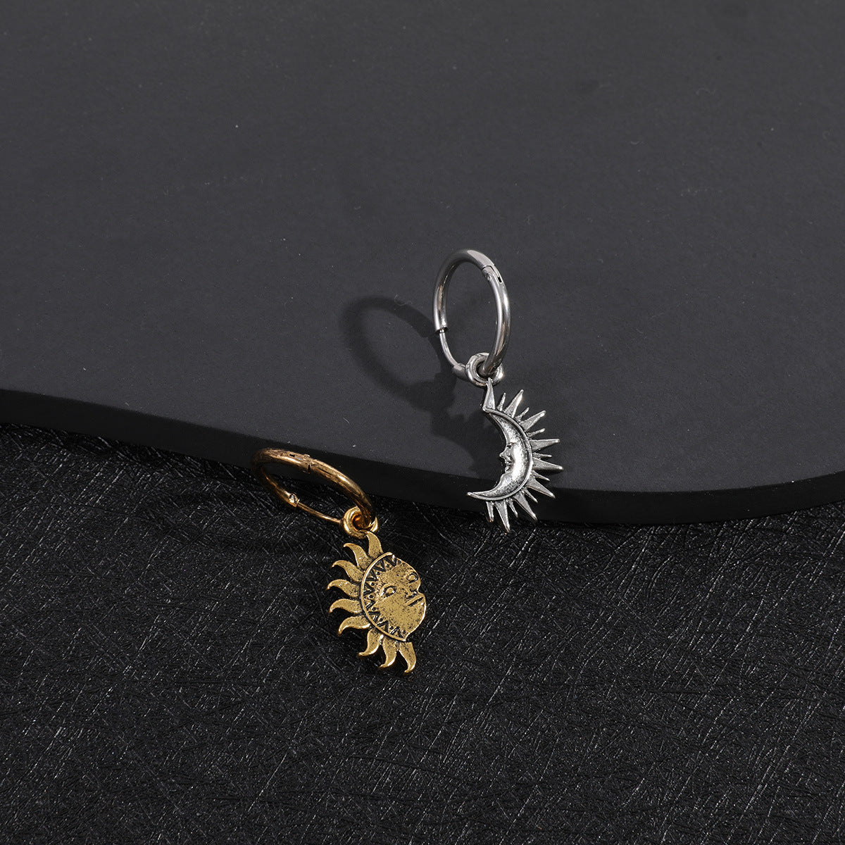 Unisex Titanium Steel Pendant Necklace With Stitching Design Personalized Hausofjb