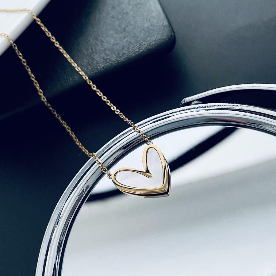 Titanium Steel Clavicle Necklace With Love Heart Pendant For Women Hausofjb