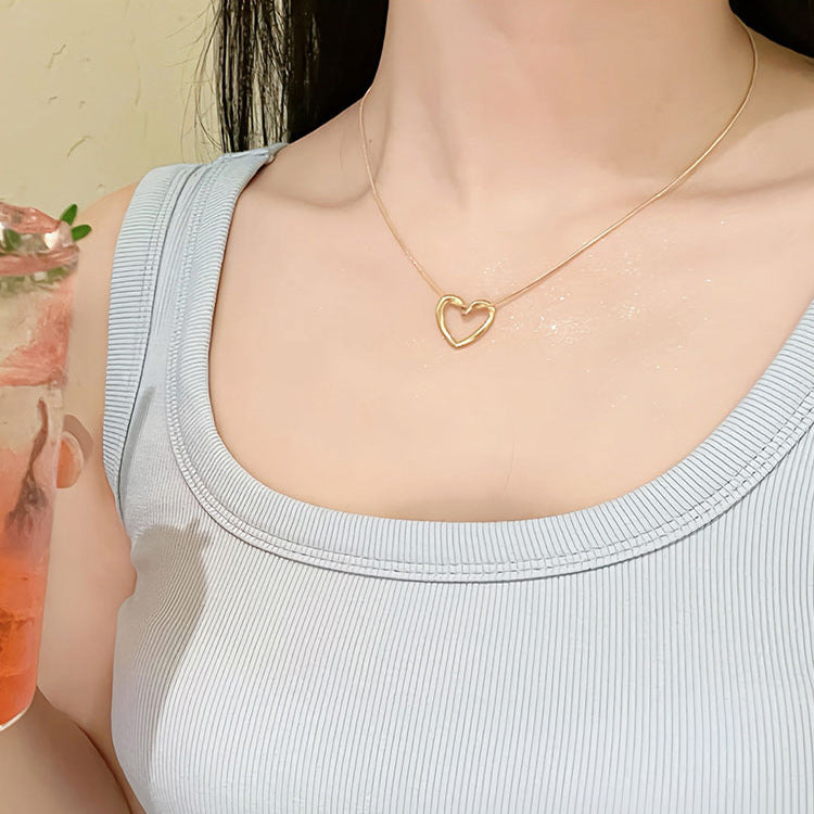 Women's Titanium Steel Love Heart Necklace Simple Light Luxury Jewelry Hausofjb