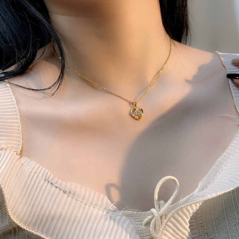 Women's Love Heart Necklace Titanium Steel Rhinestone Exquisite Accessory Hausofjb