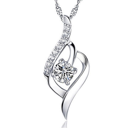 Womens Simple Inlaid Zircon Collarbone Necklace Summer Hausofjb