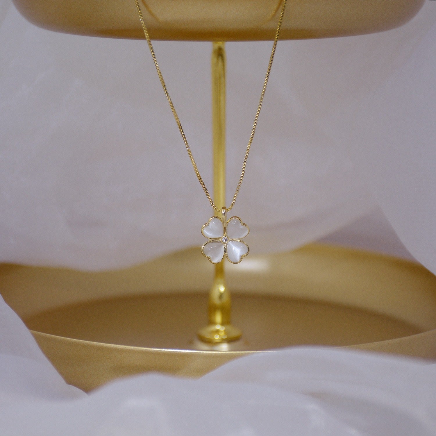 Gold Plated Titanium Steel Petal Clavicle Necklace Hausofjb