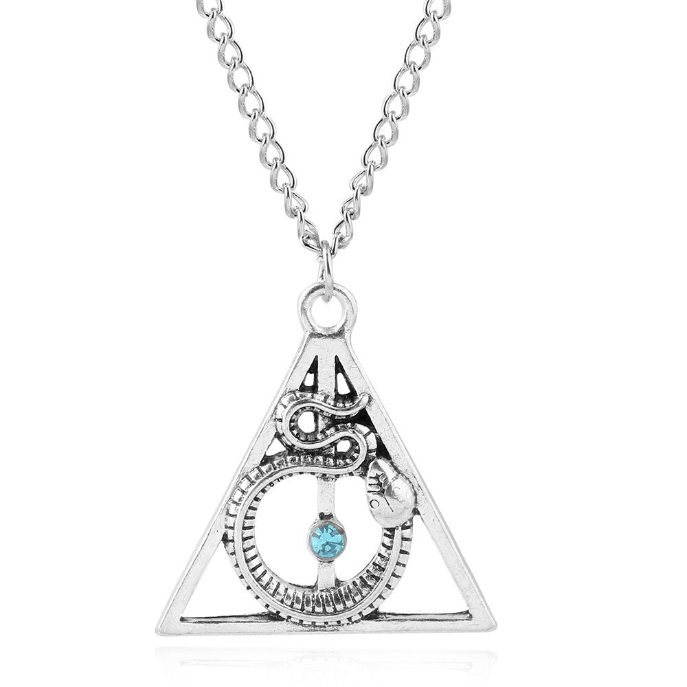 British Retro Owl Necklace Alloy Cartoon Pharmacy Bottle Death Holy Device Hausofjb