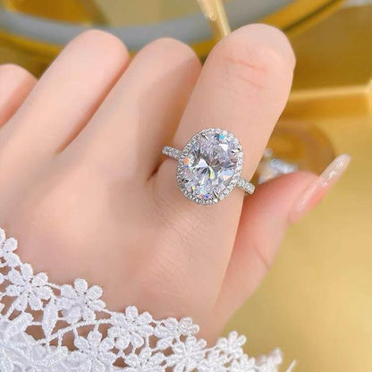 Dazzling 4 Carat Oval-Cut CZ Halo Adjustable Ring with Pave Band, Cubic Zirconia Luxury Design for Men and Women
